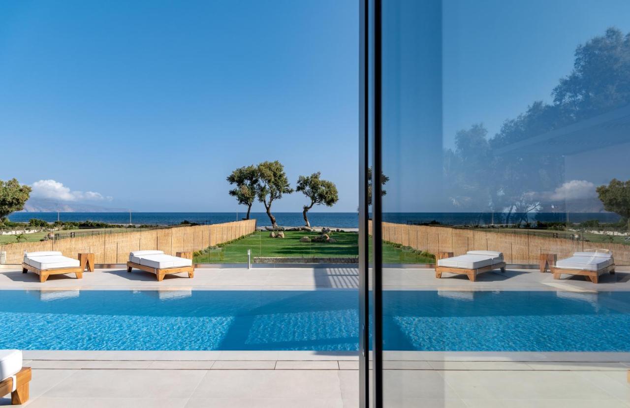 Artemis Seafront Villa, An Evanescence Sea Retreat, By Thinkvilla Tavronitis  Exterior photo
